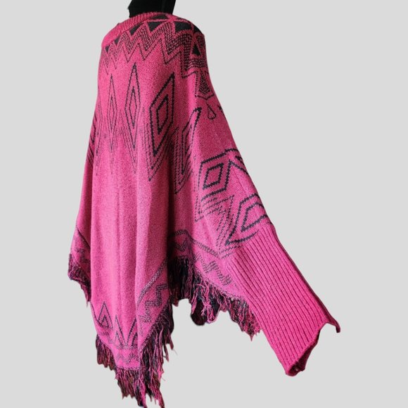 NY COLLECTION  Deep Red with black triangle and fringe.  XL - Picture 3 of 7